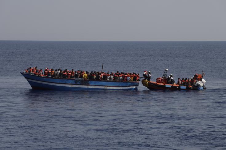 Rescate de MSF a personas en el mar Mediterráneo. 