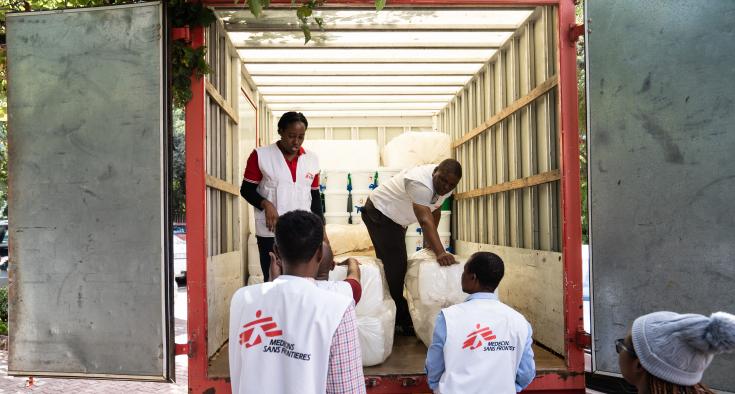 Kits de higiene para el cólera de MSF distribuidos en Sudáfrica.