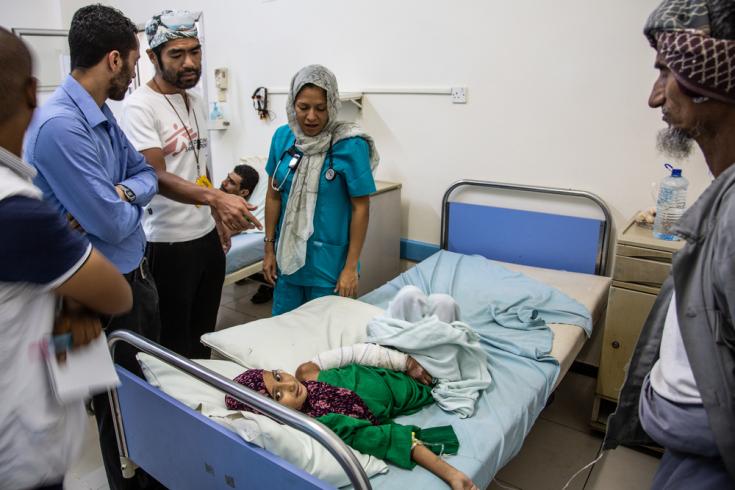 Niña herida en Yemen